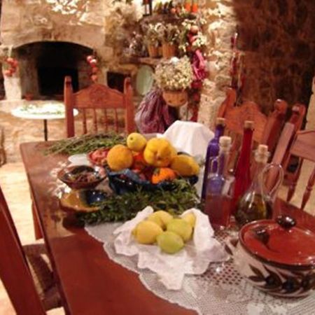 Kouriton House Pension Margarítai Buitenkant foto